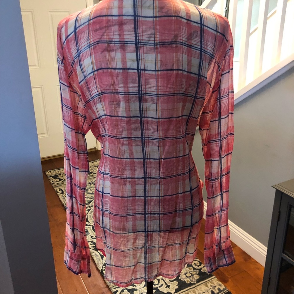 Beautiful Peachy Lightweight Plaid - image 5